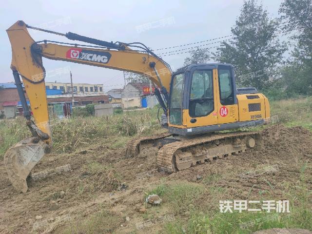 徐工XE150D挖掘機(jī)