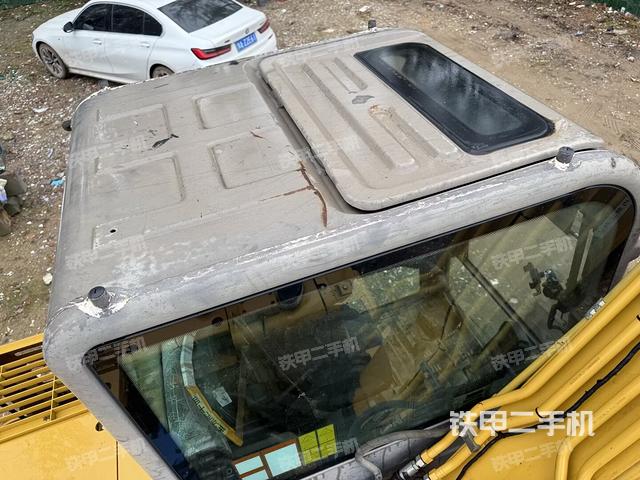 駕駛室頂部（整機(jī)外觀）