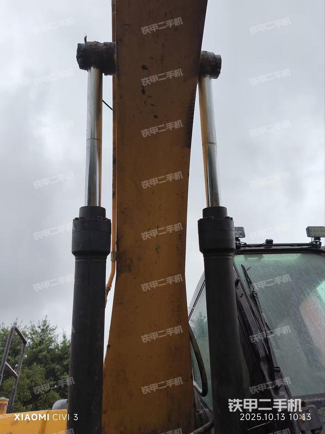 大臂油缸整體?豎拍（工作和回轉(zhuǎn)裝置）