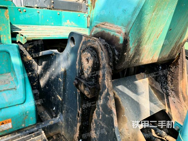 大臂根部 斜视（工作和回转装置）