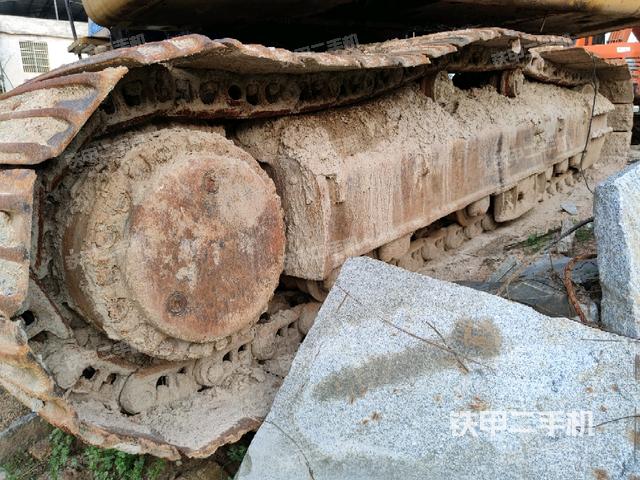 右側(cè)履帶整體（行走機(jī)構(gòu)）