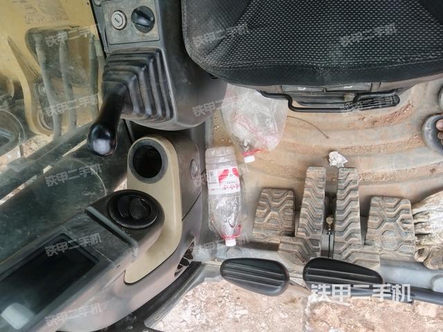 座椅后部（駕駛室部分）