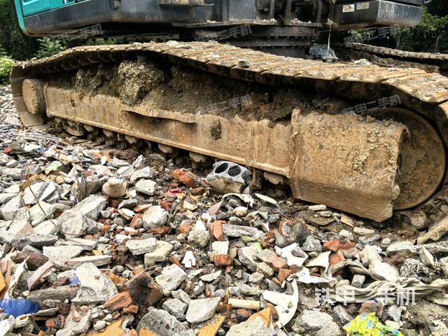 右側(cè)履帶整體（行走機構(gòu)）