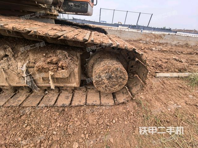 左驅(qū)動輪（行走機構）