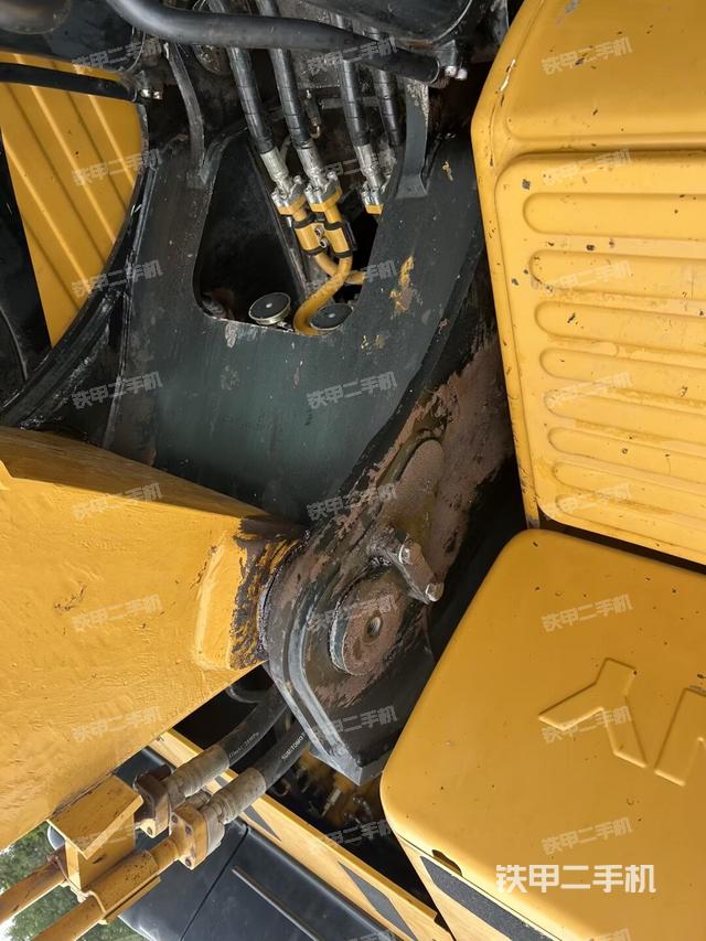 大臂根部?斜視（工作和回轉(zhuǎn)裝置）