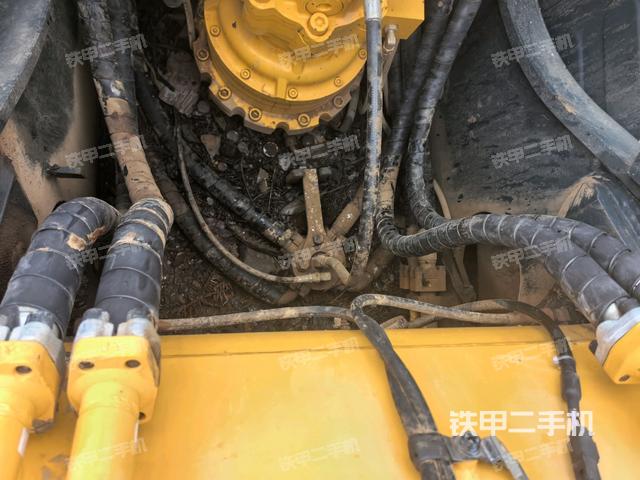 回轉(zhuǎn)馬達(dá)（上車部件）