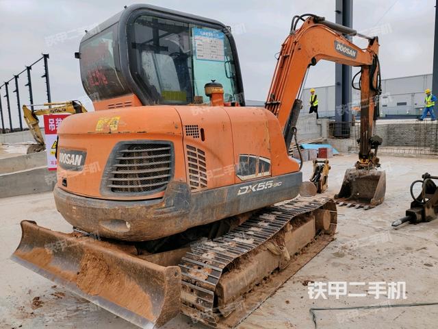 右后45（整機(jī)外觀）