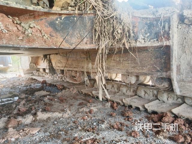 左托鏈輪和鏈筋（行走機(jī)構(gòu)）