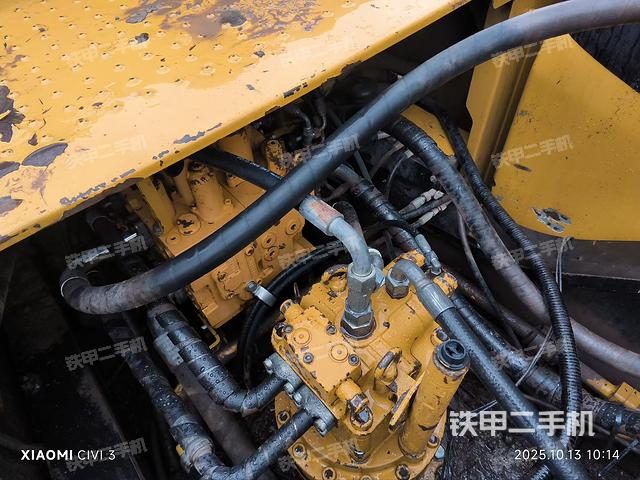 回轉(zhuǎn)馬達（上車部件）