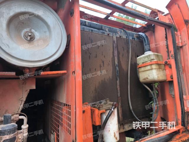 液壓泵斜45?左（大件艙室）