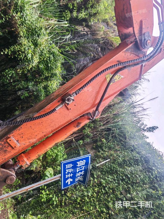 小臂整體右前（工作和回轉(zhuǎn)裝置）