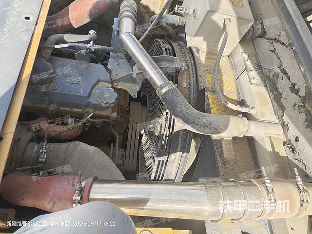 发动机整体俯视（整机外观）