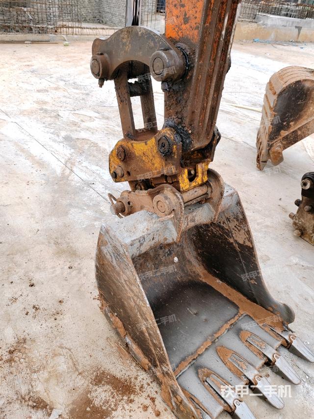 鏟斗45度（工作和回轉(zhuǎn)裝置）