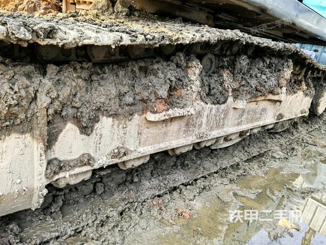 右侧履带整体（行走机构）