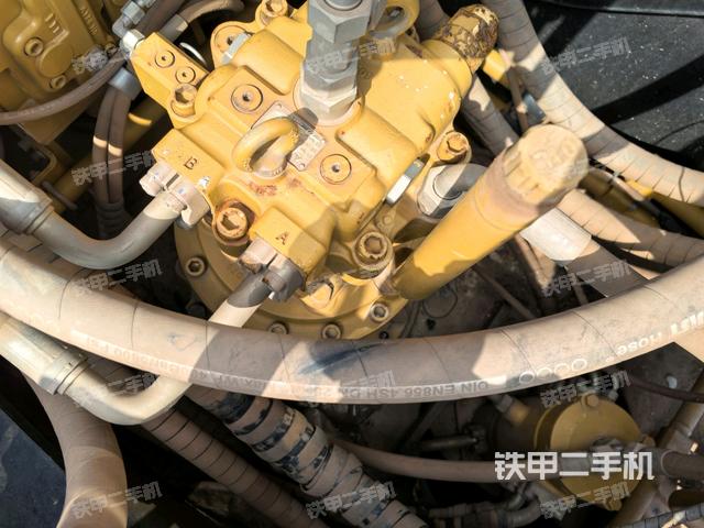 回轉(zhuǎn)馬達(dá)（上車部件）