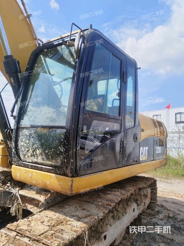 座椅后部（駕駛室部分）