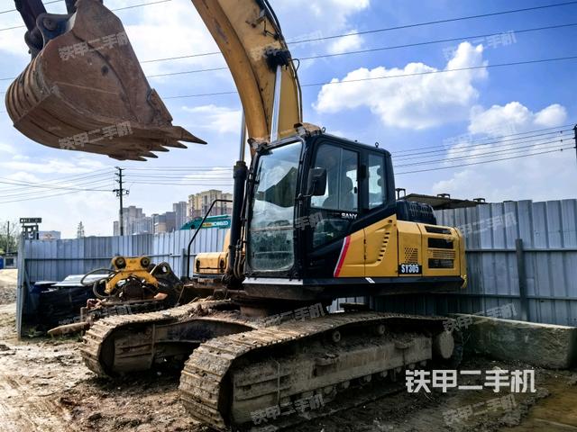 三一重工SY245H挖掘機(jī)