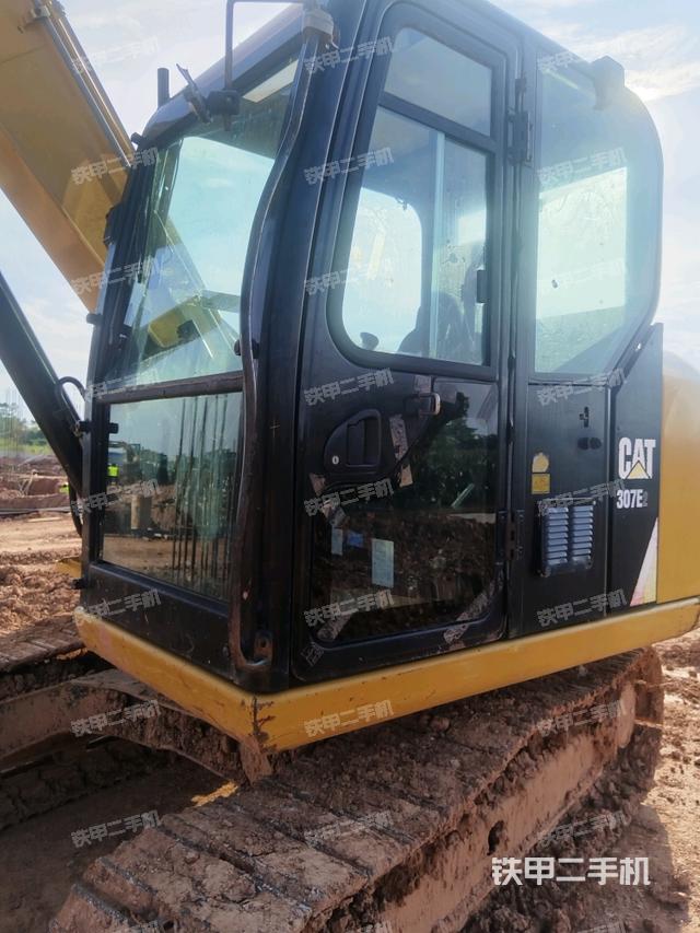 座椅后部（駕駛室部分）