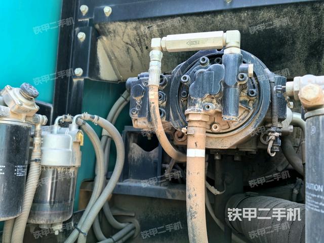 液壓泵室(大件艙室) 液壓泵室(大件艙室)
