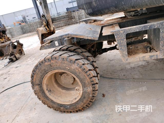 左托鏈輪和鏈筋（行走機(jī)構(gòu)）