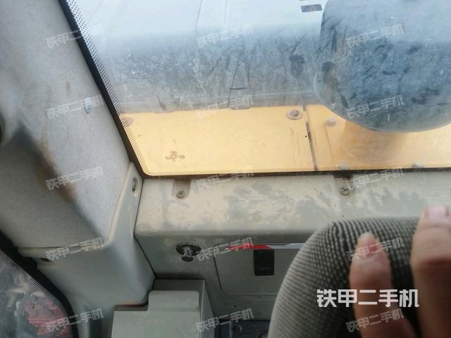 后窗玻璃角標(biāo)（駕駛室部分）