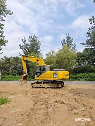 小松PC200LC-7挖掘机实拍图片