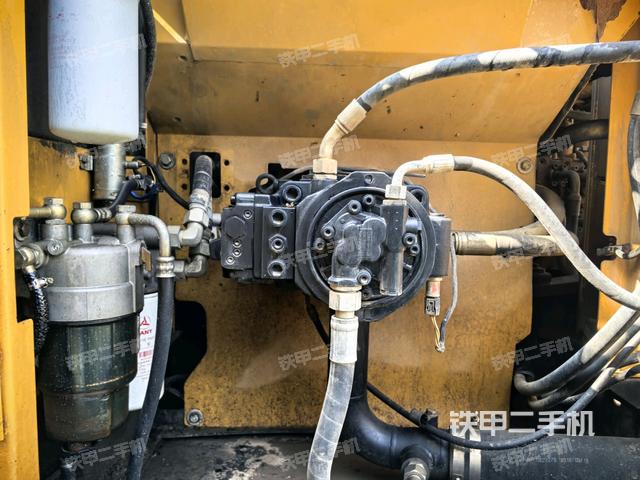 液压泵室（大件舱室）