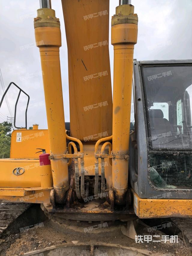 大臂背部俯視（工作和回轉裝置）