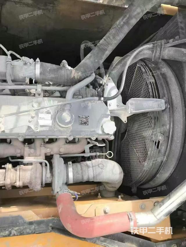 發(fā)動(dòng)機(jī)整體俯視(整機(jī)外觀) 發(fā)動(dòng)機(jī)整體俯視(整機(jī)外觀)