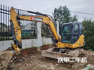 徐工XE60D挖掘机实拍图片