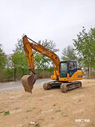 雷沃重工FR150-7挖掘机实拍图片