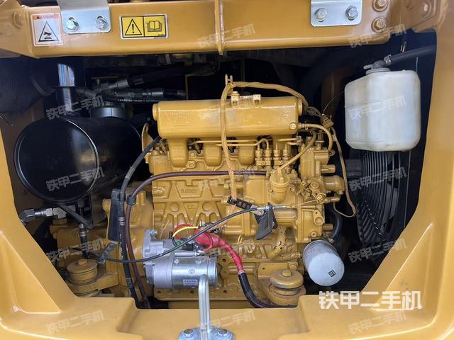 发动机整体俯视（整机外观）