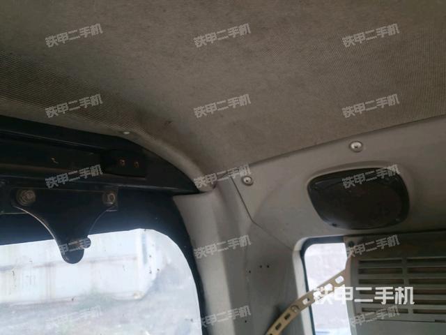 右側(cè)玻璃角標（駕駛室部分）