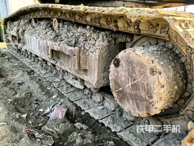 右側行走馬達蓋板（行走機構）