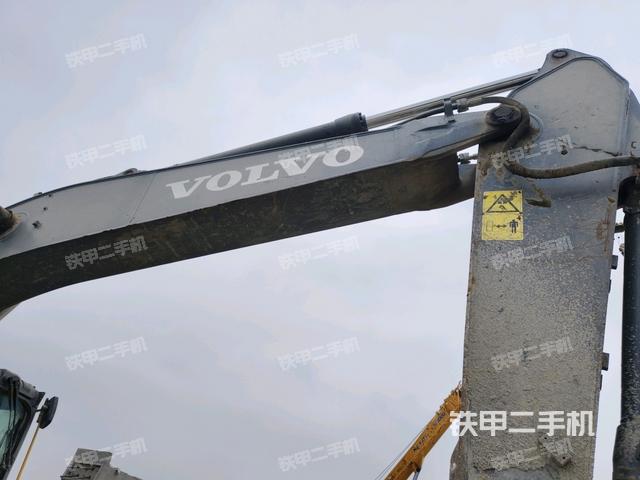 大臂整體?右側(cè)（工作和回轉(zhuǎn)裝置）