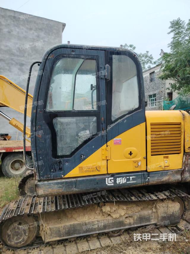 柳工CLG908D挖掘機