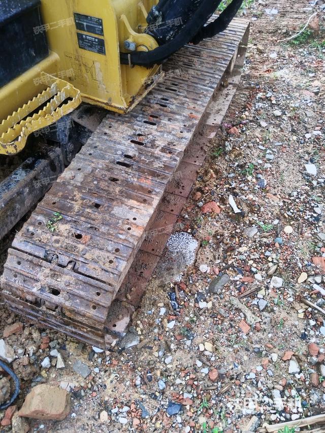 左側(cè)履帶整體?（行走機構(gòu)）