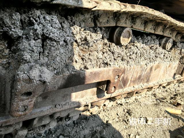 右側履帶整體（行走機構）