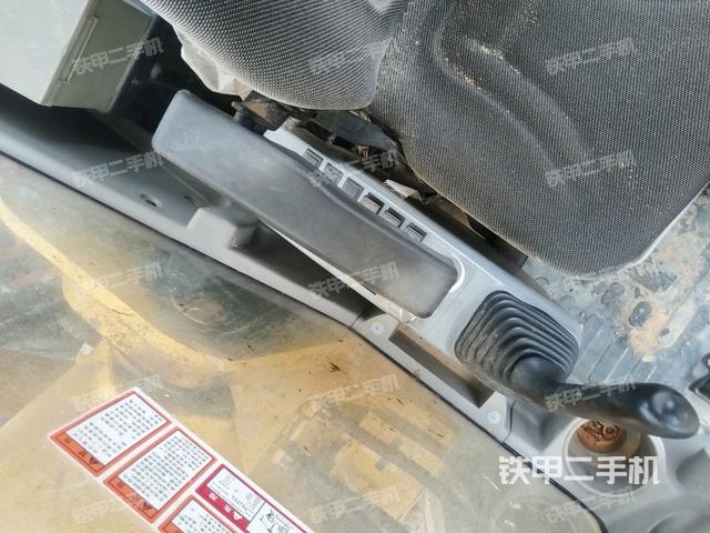 后窗玻璃角標(biāo)（駕駛室部分）