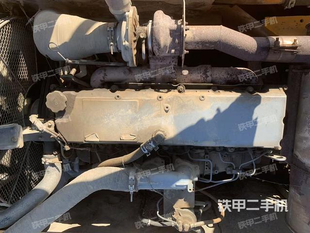 發(fā)動機(jī)整體俯視(整機(jī)外觀) 發(fā)動機(jī)整體俯視(整機(jī)外觀)