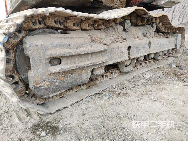 左側履帶整體?（行走機構）