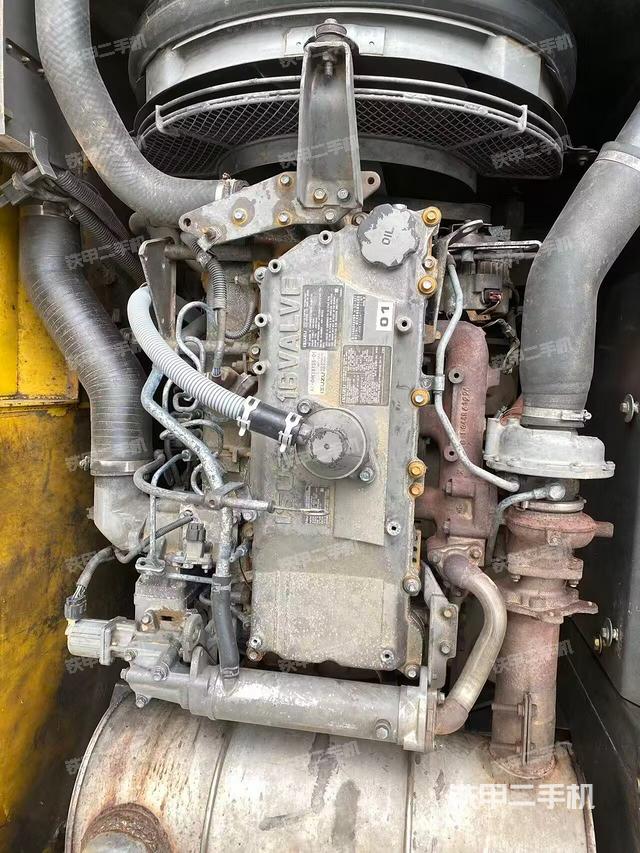 發(fā)動(dòng)機(jī)整體俯視（整機(jī)外觀）