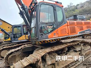 斗山DX520LC-9C挖掘机实拍图片