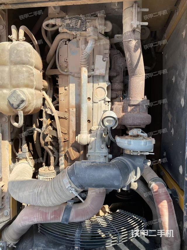 發(fā)動(dòng)機(jī)整體俯視（整機(jī)外觀）