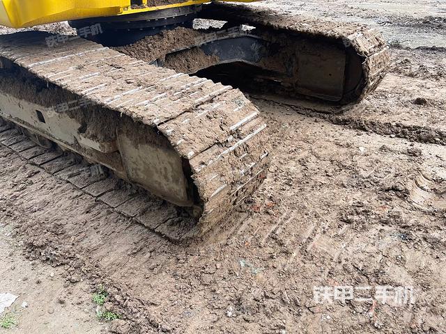 單側(cè)履帶整體（整機(jī)外觀）