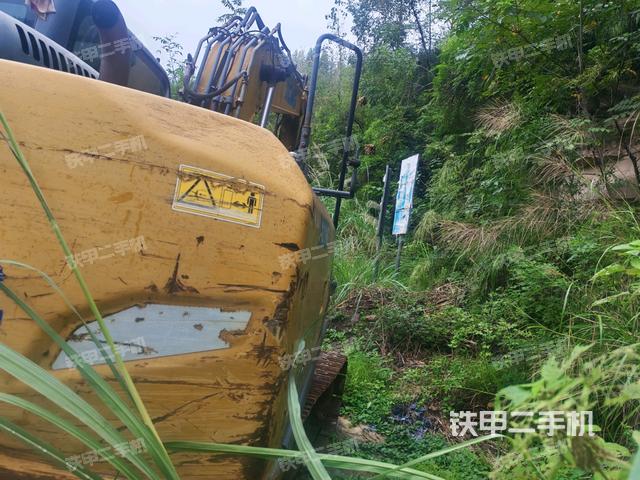 右后45(整機外觀) 右后45(整機外觀)