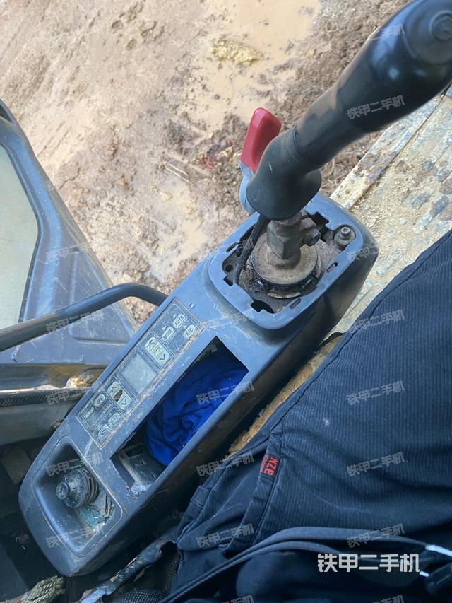 座椅后部（駕駛室部分）