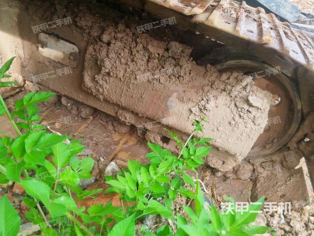 右側(cè)履帶整體?（行走機構(gòu)）