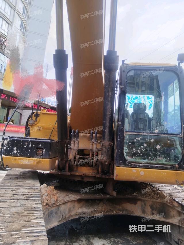 小臂整體左后（工作和回轉(zhuǎn)裝置）