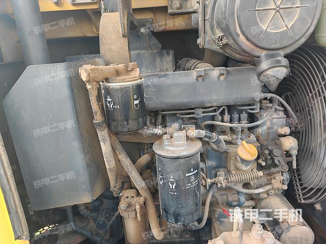 发动机整体俯视（整机外观）